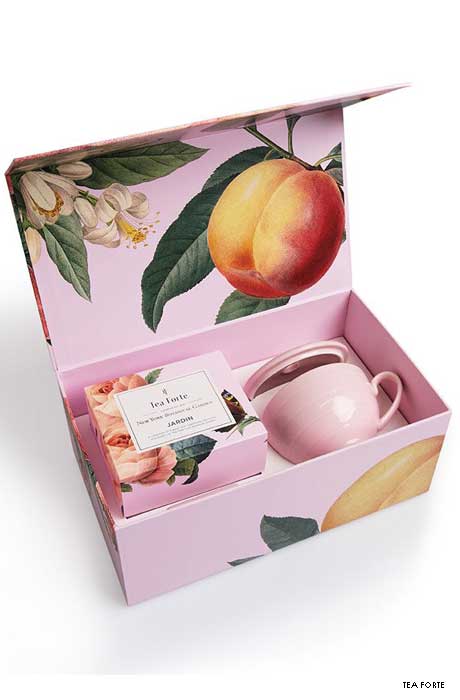 Tea Forte gift set for wedding favors.