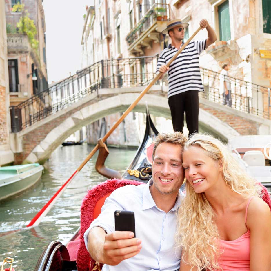 Couple in Italy taking a selfie. 